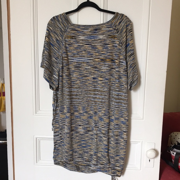 BCBGMaxAzria dress in navy/gold combo, size L. - Picture 3 of 7